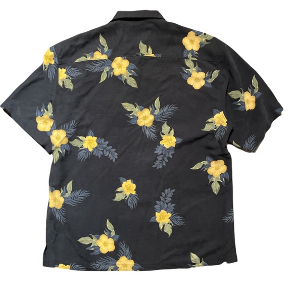 TOMMY BAHAMA Silk Camp Shirt - Hawaiian print - Picture 2 of 5